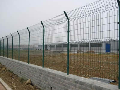 This is single welded wire fence in construction site.